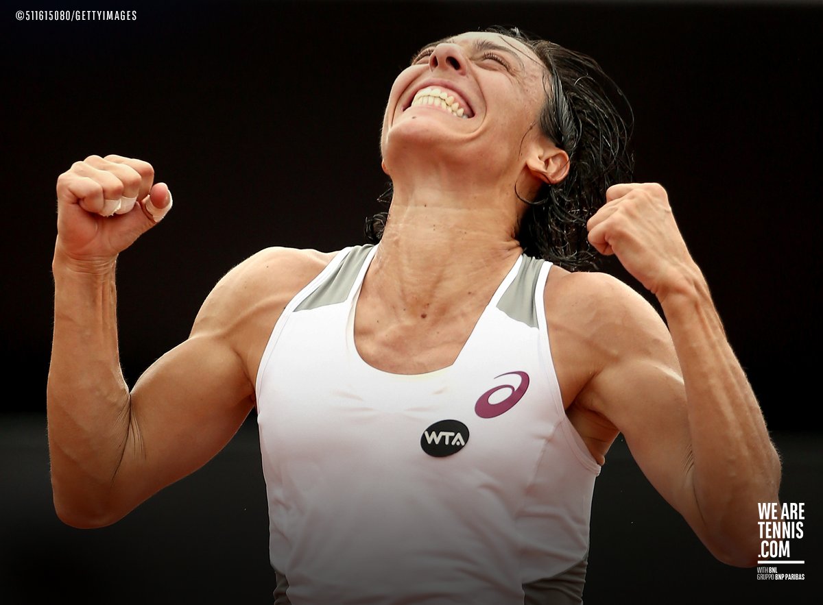 WeAreTennisITA's tweet photo. La leonessa @Schiavone_Fra chiude con un ruggito la settimana da urlo del tennis azzurro trionfando nel #RioOpen2016 https://t.co/aPQVYC5WLk
