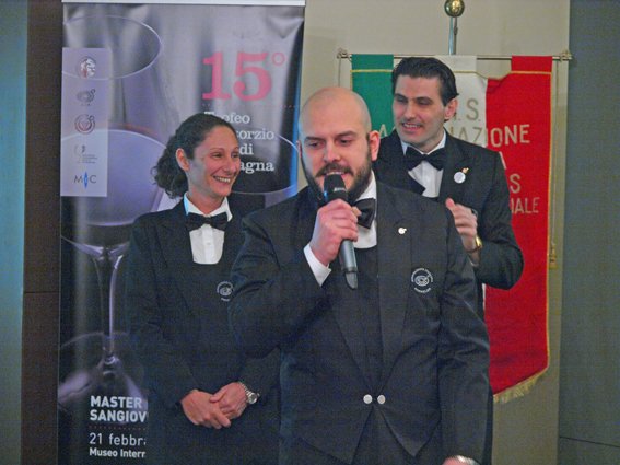 Simone Vergamini è il vincitore del Master del #Sangiovese 2016
#MasterDelSangiovese 
settesere.it/it/n10628-simo…