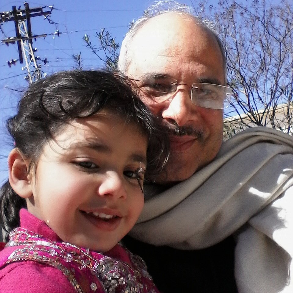 Babarwp's tweet photo. With Meerab the daughter of my brother https://t.co/PHJ1lzUjxM