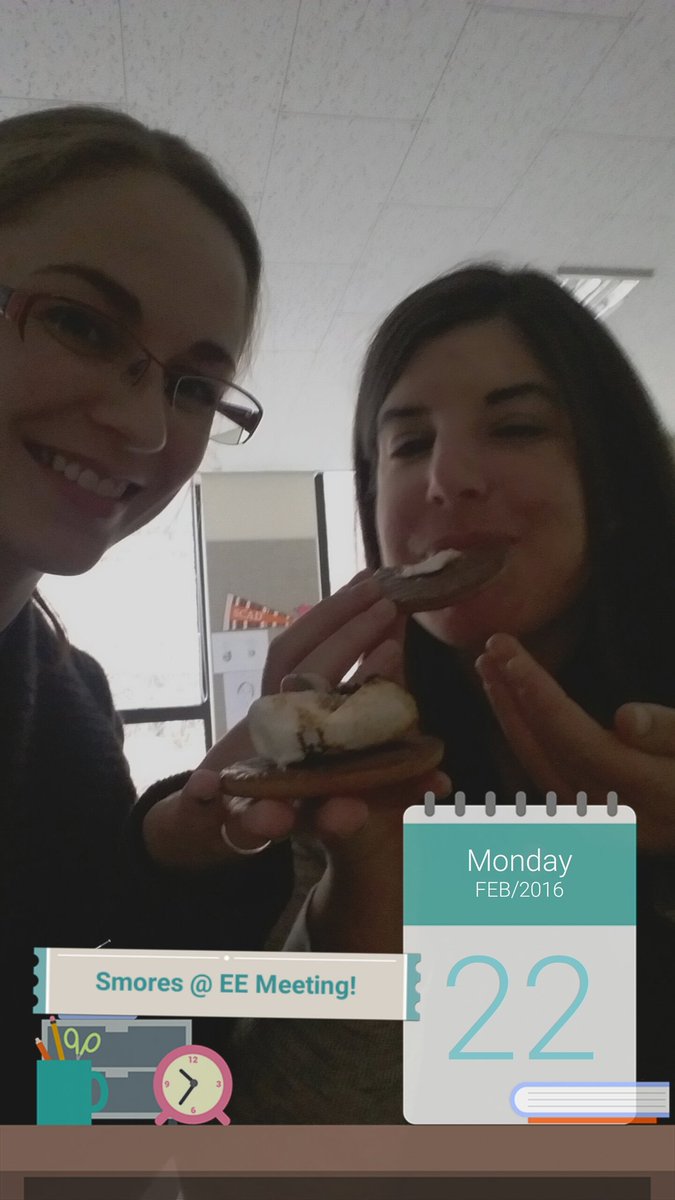 KahloMeMaybe's tweet photo. Best way to wrap up a meeting about our EE trip? SMORES of course. Monday just got way better. #kispd https://t.co/f1KbZwijJ4