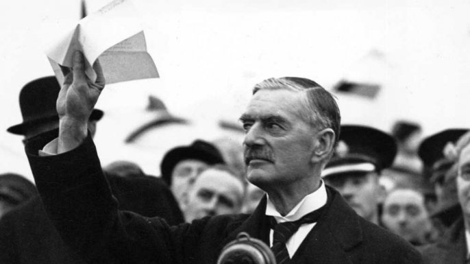 GTEPUK's tweet photo. September 1938 - Our guy Neville’s got this. These next few years will be chill. #peaceinourtime #GTEPWWII https://t.co/xRvdxbShOF