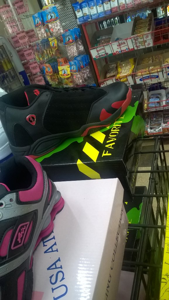 senseimode_'s tweet photo. These gas stations bout to have da whole collection 😂 https://t.co/rLGYriWZy4