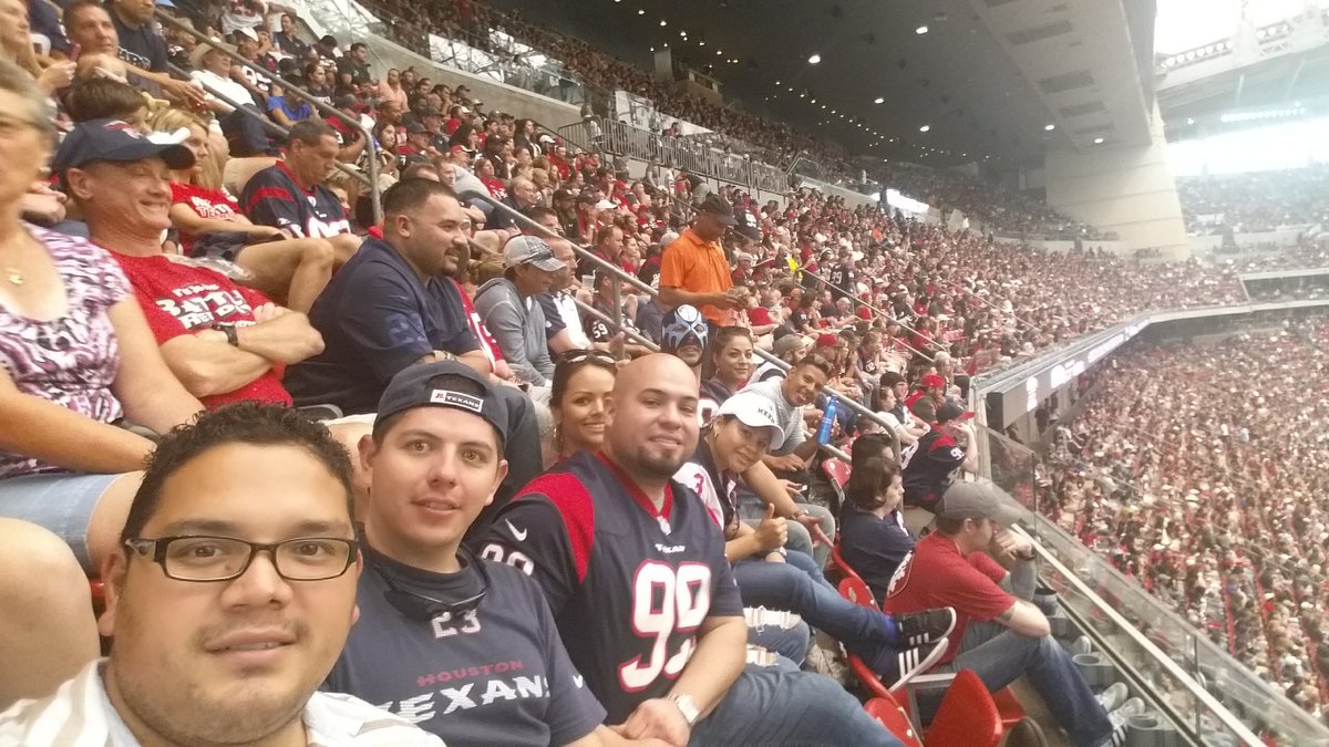 adjalam's tweet photo. #somos texans https://t.co/S8v2Md0RYh