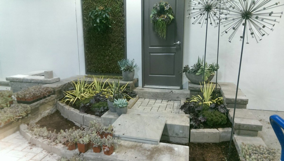 Paver_King tweet media