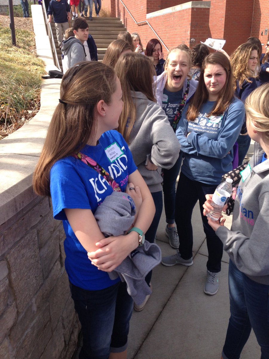 BlueJayJournal's tweet photo. @journalismstl @BlueJayJournal @WHSBlueJays @SDofWashington loving our time today at #jstl2016 https://t.co/5wtDikRWGu