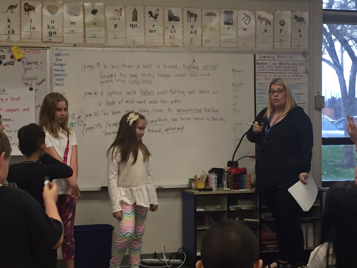 GrantCorlissg's tweet photo. Lenox ES Ss silently act out descriptive vocab words-vivid language in action! #HSDchat @johnmatsuo #celebratemonday https://t.co/lbRgeMXAe1