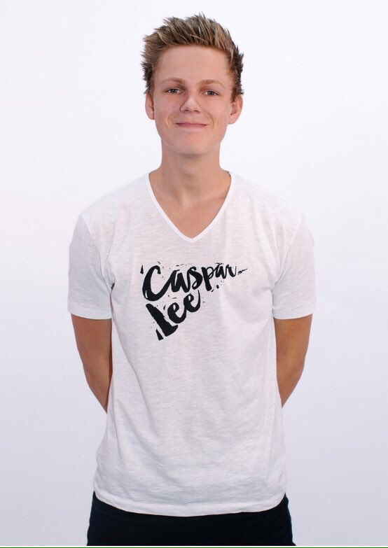TrashOrNotYT's tweet image. Caspar Lee!

RT = Keep
Like = Throw in the trash