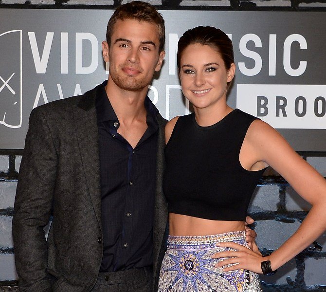 cinemas_world's tweet photo. #ShaileneWoodley #TheoJames #TheDivergentSeries #Allegiant #Tris #Four https://t.co/AZZBxiGLqy