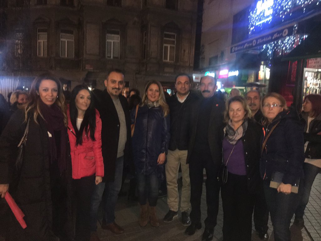 BeyogluIlce's tweet photo. Bileşeni olduğumuz #KadınCinayetleriniDurduracağızPlatformu ile #5MartKadınYürüyüşü 'nde Tünel'deydik @KadinCinayeti https://t.co/qCrmBrKVKm
