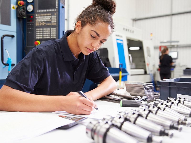 Engineering a way to close the gender gap in STEM (infographic) buff.ly/24LjvxK #womeninSTEM