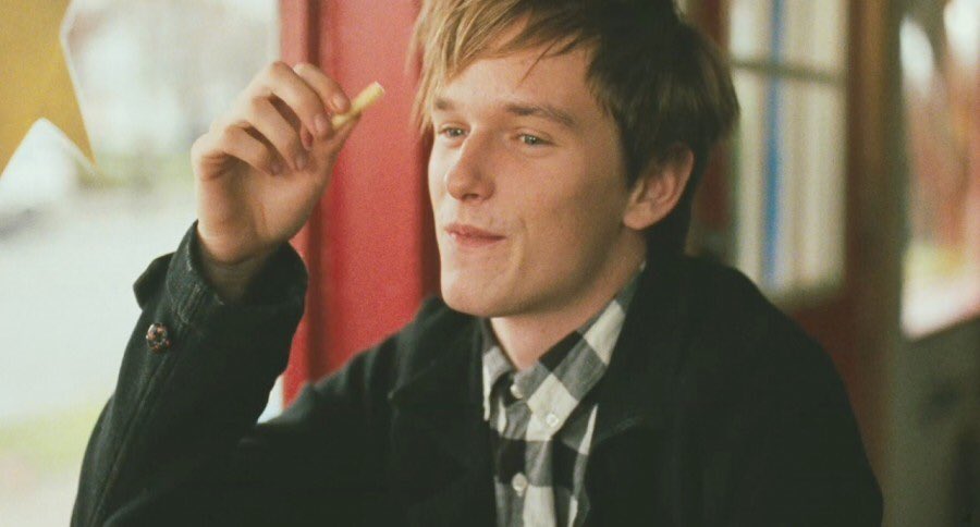blackwaterIiIy's tweet photo. mi sono presa una crush assurda per sto tizio ciao.
#HenryHopper https://t.co/4n1XG8DJTO