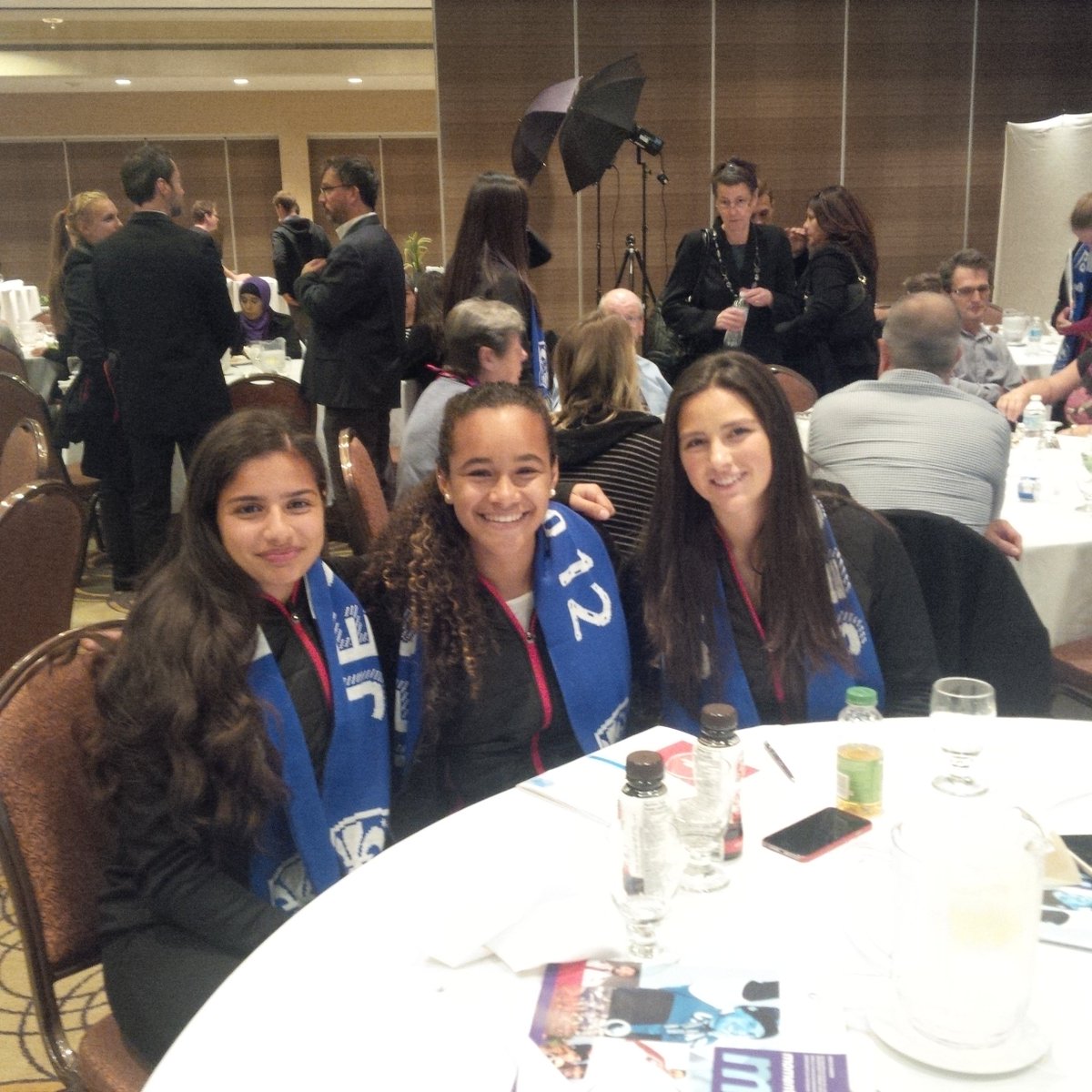BaalbakiFootbal's tweet image. Lysianne, Anyssa et Nahida Boursières #FAEQ #SAPUTO #FSQ dans l'équipe partante #Canada face à #Haïti @CONCACAF U17