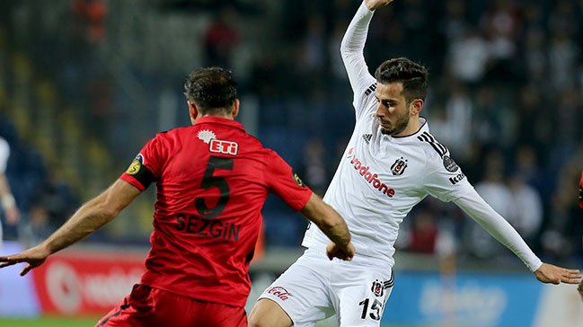 Oğuzhan Özyakup'tan eleştirilere cevap!
buff.ly/1TFkSdW