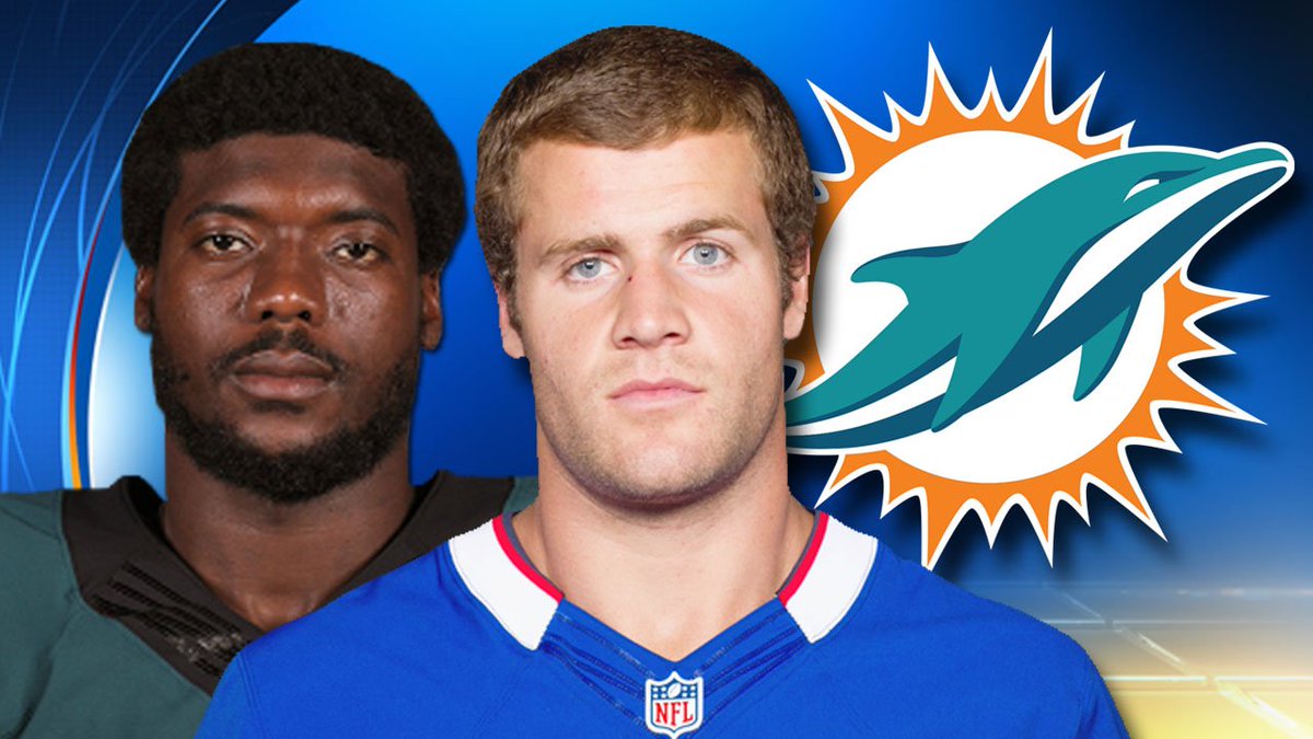 Report:  #Dolphins deal to bring Alonso, Maxwell to Miami all but done bit.ly/1TZGd1j?utm_me… https://t.co/TkaMG18qGt
