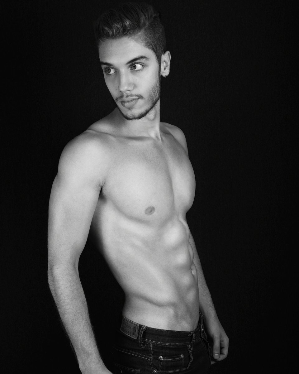 models_group's tweet photo. NEW TEST
Model: Juan Manuel Restrpeo
Photographer: Juan Fernando Pinillos
#ModelsGroup #HazParteDelCambio https://t.co/ZQb1lLCFJ1