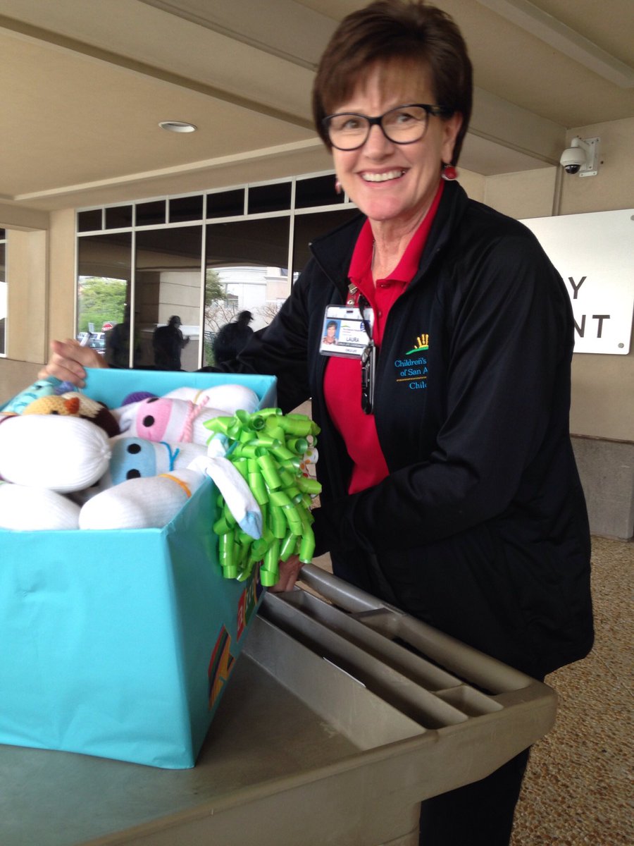 exorcisingemily's tweet photo. Kids make great #AMOKaneers: my kids had fun helping the animal shelter and children's hospital for #AMOK this year. https://t.co/wsv3A6Tj6i