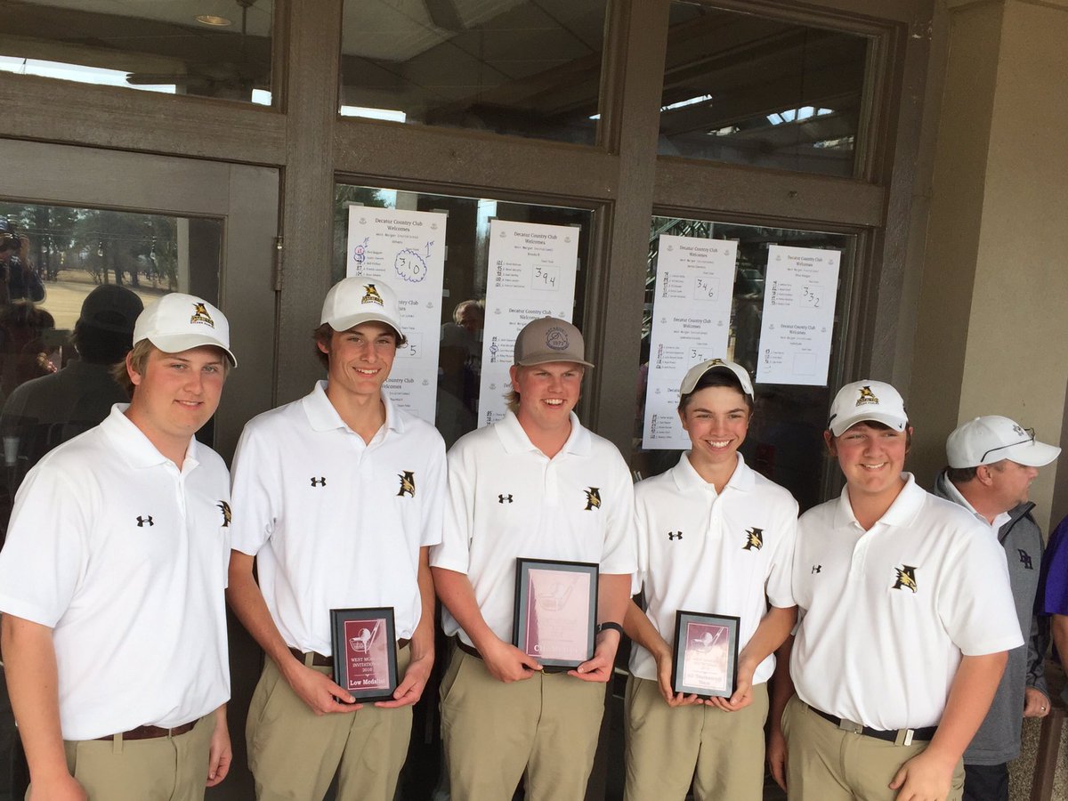 AthensBoysGolf's tweet photo. 2016 West Morgan Invitational champions! Congrats!! https://t.co/Idsw44utgK
