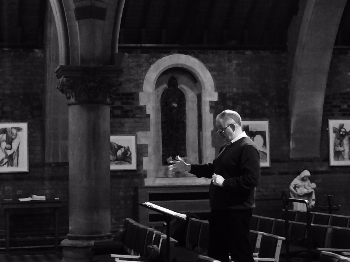 PelennaV's tweet photo. @PelennaV @CwmdareVoices @cwmbachchoir - Fantastic evening! All preparing for Mass Choir Concert on 4th June 2016 🎼🎶 https://t.co/5tZG24hjYF