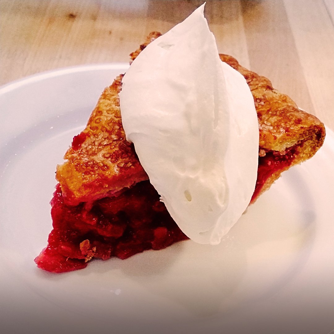 parkchow's tweet photo. Featuring a scrumptious Organic Raspberry Rhubarb pie all this week. #Chowlife #bakedgoods #organicdesserts https://t.co/BWmp3mjgNd