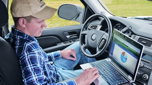 FarmIndustryNew's tweet image. Ready for big data? It&apos;s an issue beyond software - like your #Web connection. #farm buff.ly/1QxQrCg