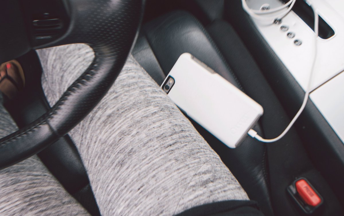 pillowthought's tweet photo. Wanna be safe while driving?! Win a @dropstop for your own car! https://t.co/fciSlhF3tY #DriveSafe https://t.co/kdVITk1XzB