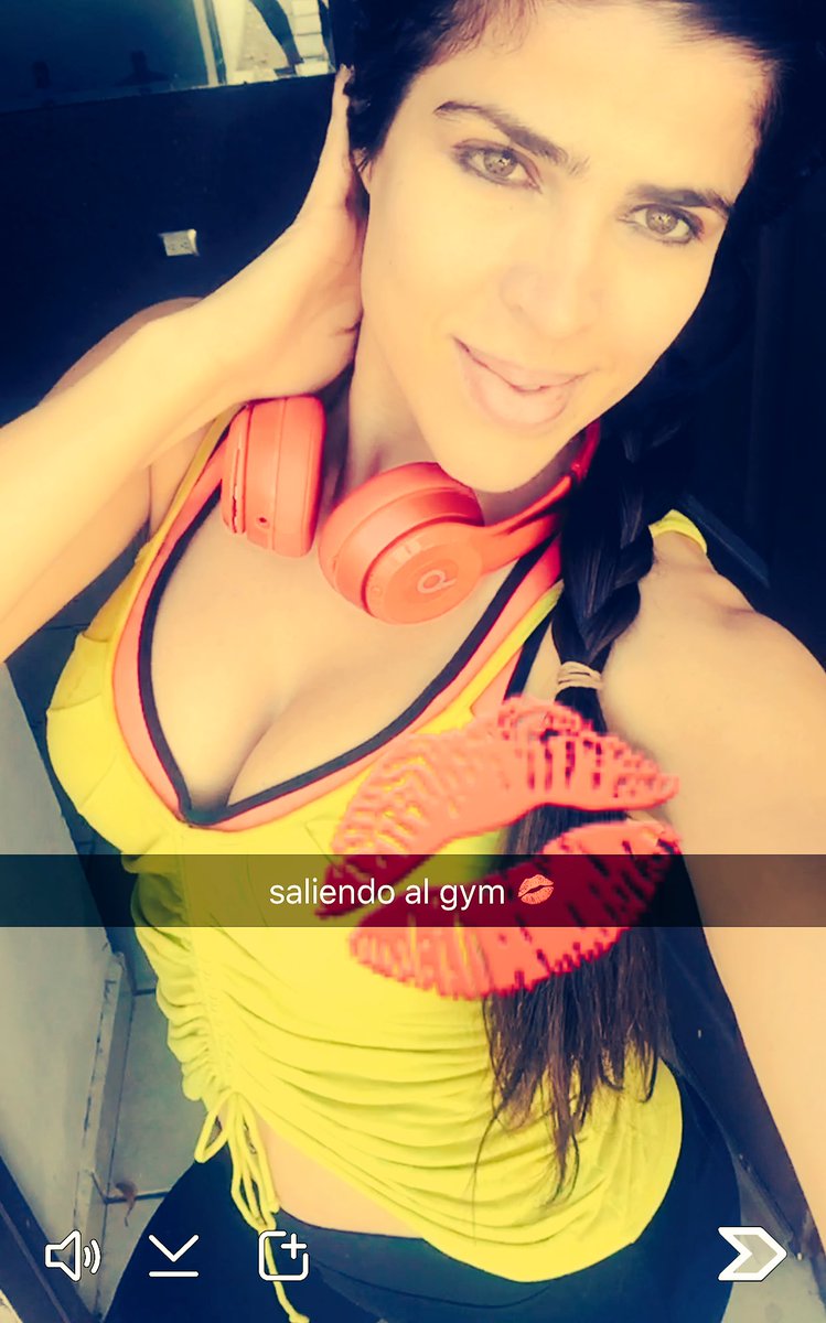 IranGalCord's tweet photo. Rumbo al #gym solo pa my sola ... #confilter 😜 https://t.co/XmqGOs72kC