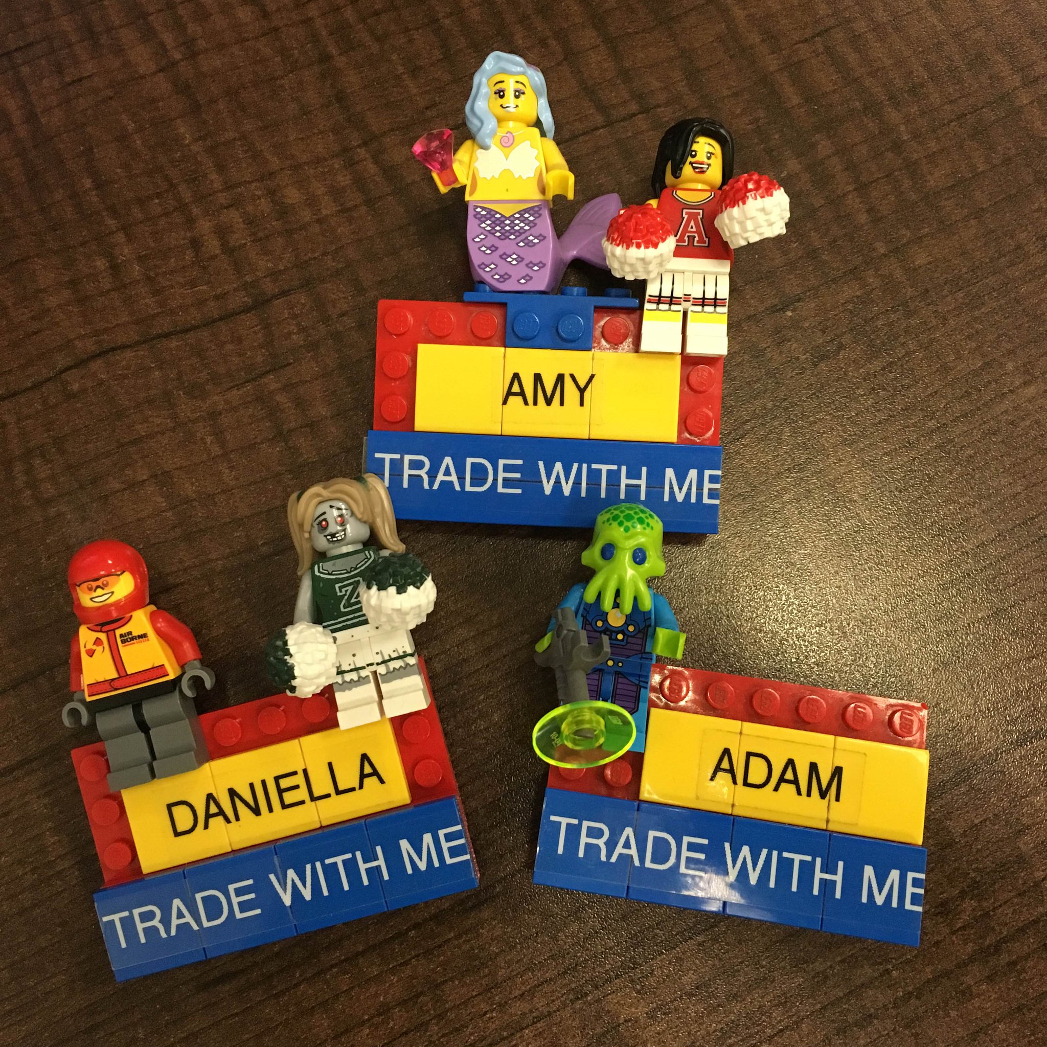 Trade lego minifigures sale