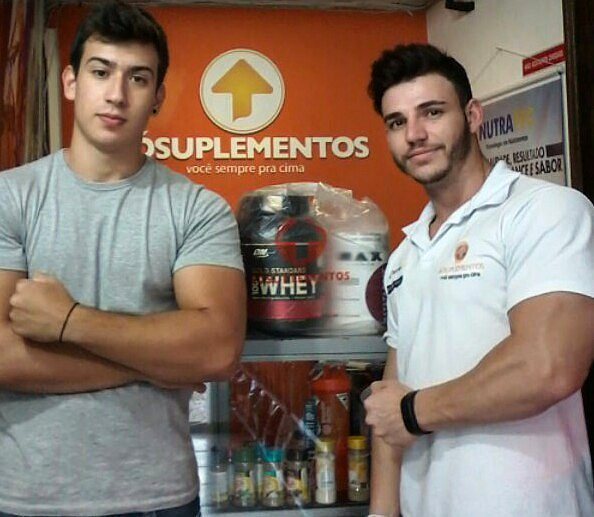 aresfip's tweet photo. @ felipesosuplementos:Pensa em um cliente bãooooo 💪
cliente fiel @sosuplementos

#gym #musculação  #treino #qualida… https://t.co/ebJ8LPI9zP