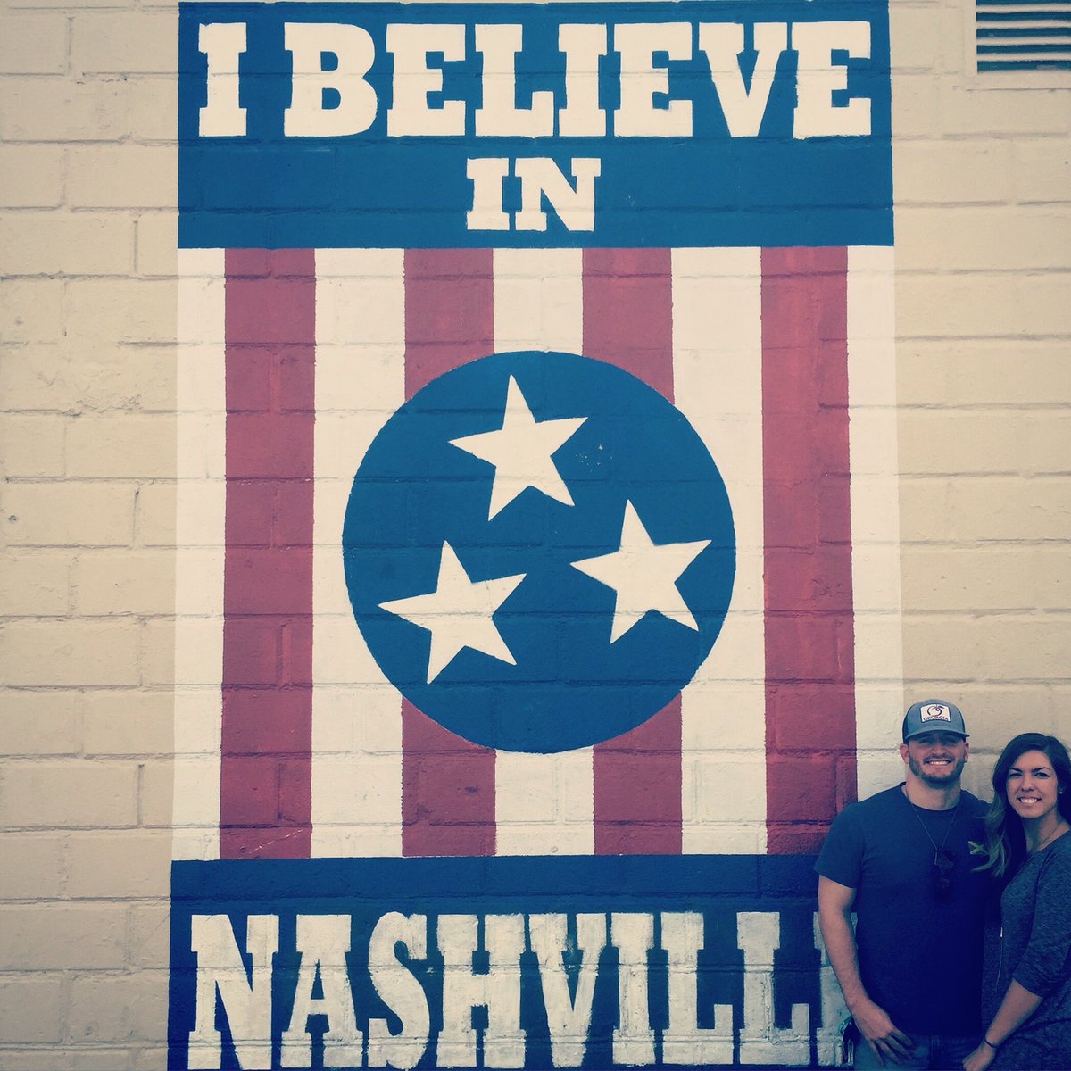 LaughlinMusic's tweet photo. Family &amp; Friends: Life update! We have moved to Nashville. Come up and visit!!#laughlinmusic #homesweethome https://t.co/KzZFzUmJKf