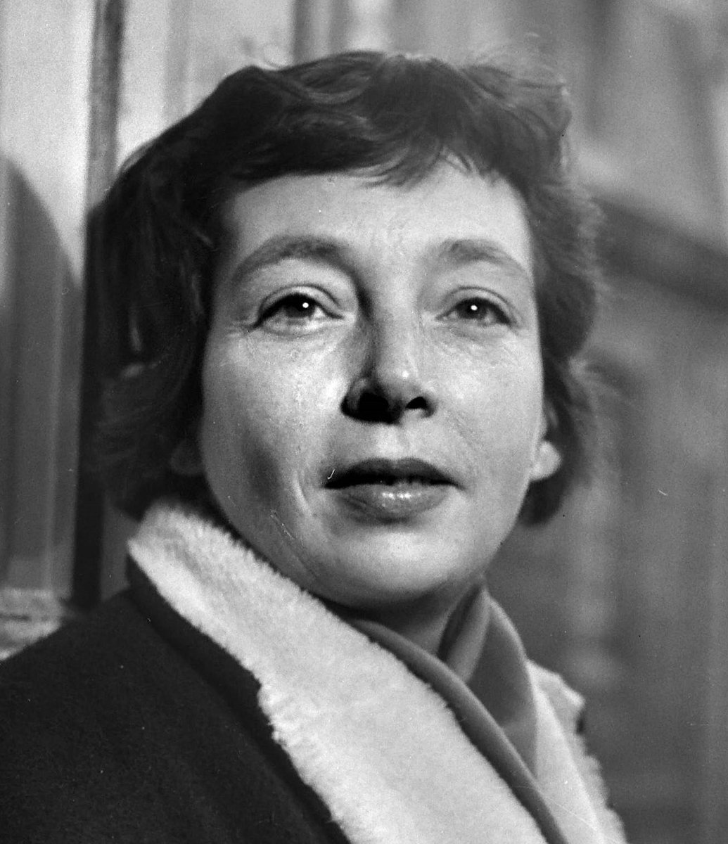 Il difficile non è raggiungere qualcosa, è liberarsi dalla condizione in cui si è.

Duras #ConLeDonne

@CasaLettori