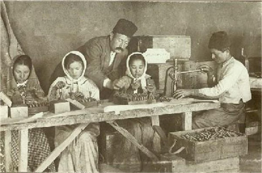1907Eko's tweet photo. Başta KahramanTürk Kadını olmak üzere ,Tüm kadınların #8martDünyaKadınlarGünü Kutlu olsun https://t.co/TFkfPHPvaB