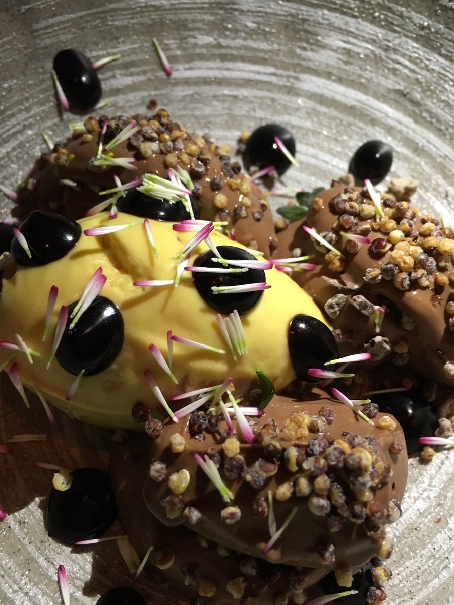 Estupenda experiencia <a href="/MankoParis/">MANKO PARIS</a>  Rubén Escudero al frente de la cocina. <a href="/gaston_acurio/">Gaston Acurio</a> gastroactitud.com/modulo/pistas/…