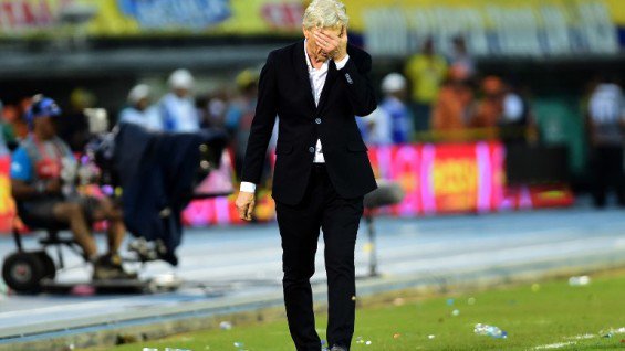 rcnradio's tweet photo. Problemas para Pékerman por lesión de dos de sus jugadores https://t.co/Fh5Ci1P8JA #RCNRadio https://t.co/e4tNL8d9Ie