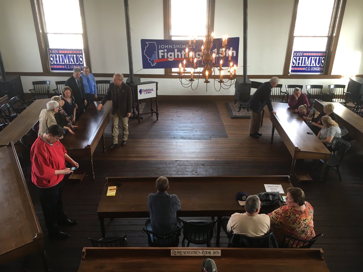 JohnMShimkus's tweet photo. Thrilled to be in Vandalia at the Vandalia Historic Site with @BruceRauner. Great 2 see so many friends &amp; supporters https://t.co/9jTEp9fZNb