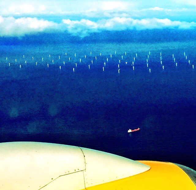 RenewableLana's tweet photo. #offshore #Windower in #Holland - so #progressive #RECsMarketMeeting2016 #amsterdan @renewablechoice https://t.co/IawU0Uui5U
