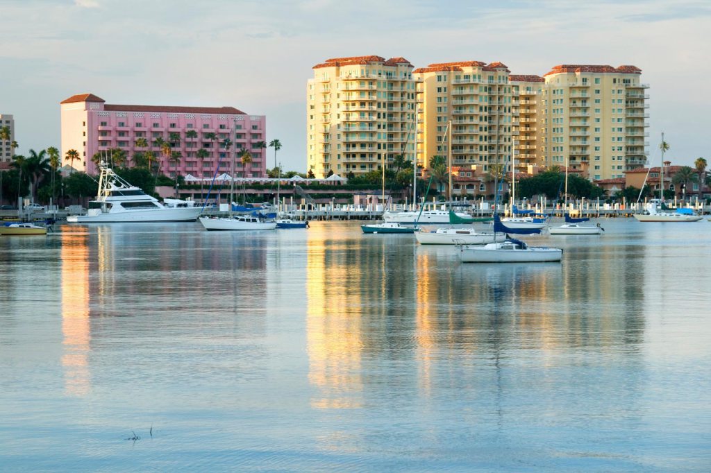 Despite Anti-Anchoring Vote,  BoatUS Optimistic For Uniform Anchoring Solution for Florida floridakeysboating.com/wordpress/inde…