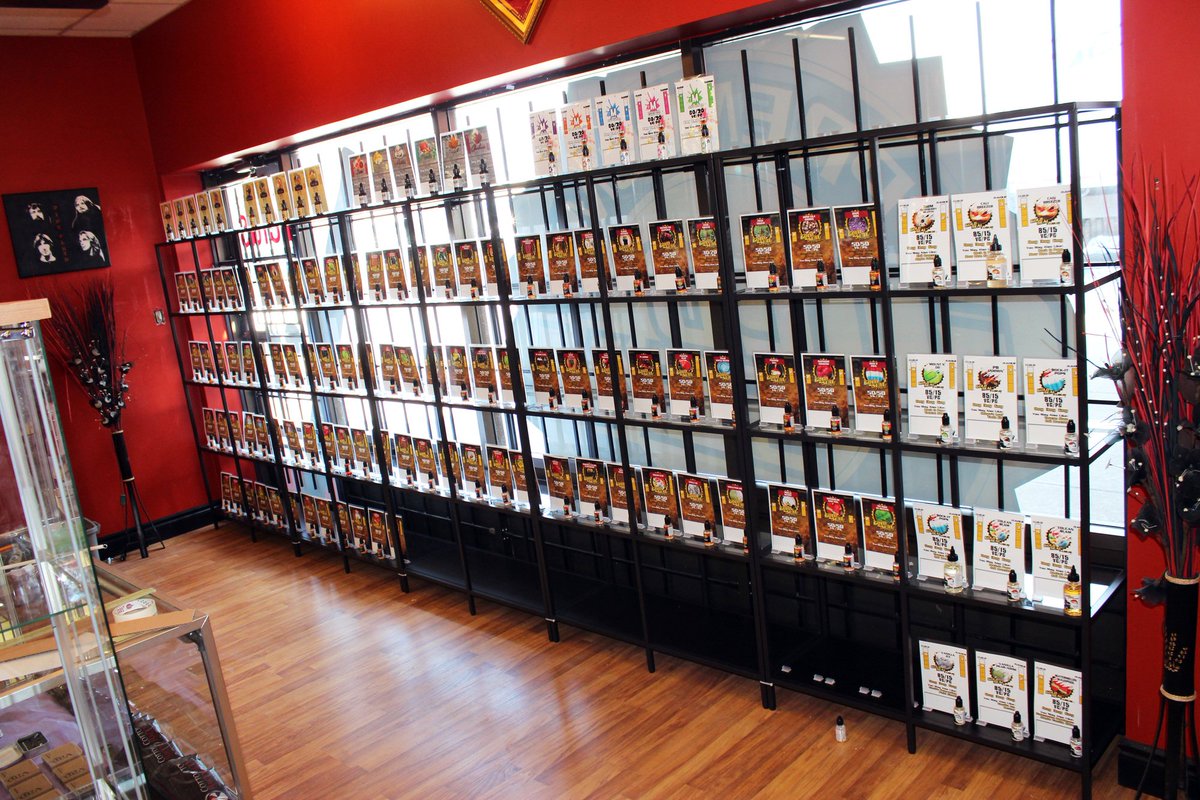 We have upgraded our e-liquid display!
#eliquid #ejuice #LoyalVape #Modsauce #Brantford #Vapeshop #GoldSealeLiquid