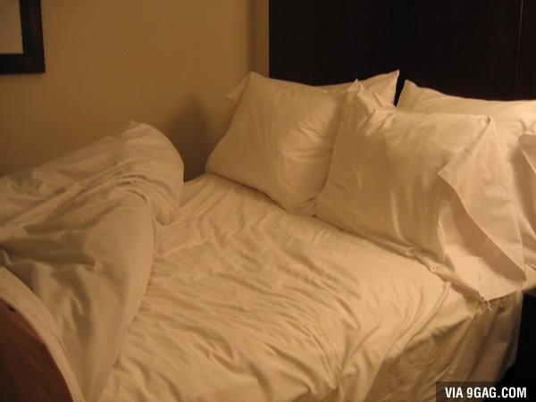 9GAG's tweet photo. My favorite hello and hardest goodbye https://t.co/9xQiAsYvOU