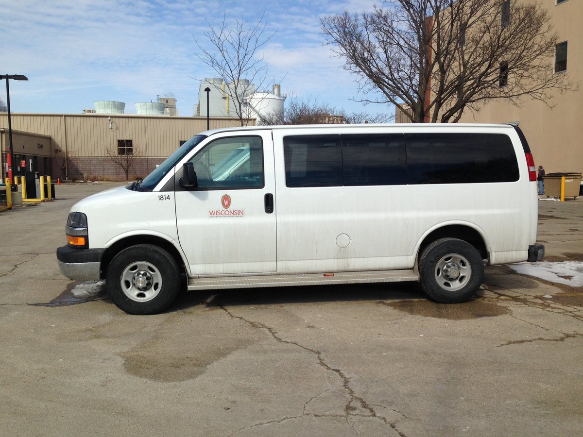 Danggggg @SLPmadisonWI , back at it again with the white vans! #slpretreat2016