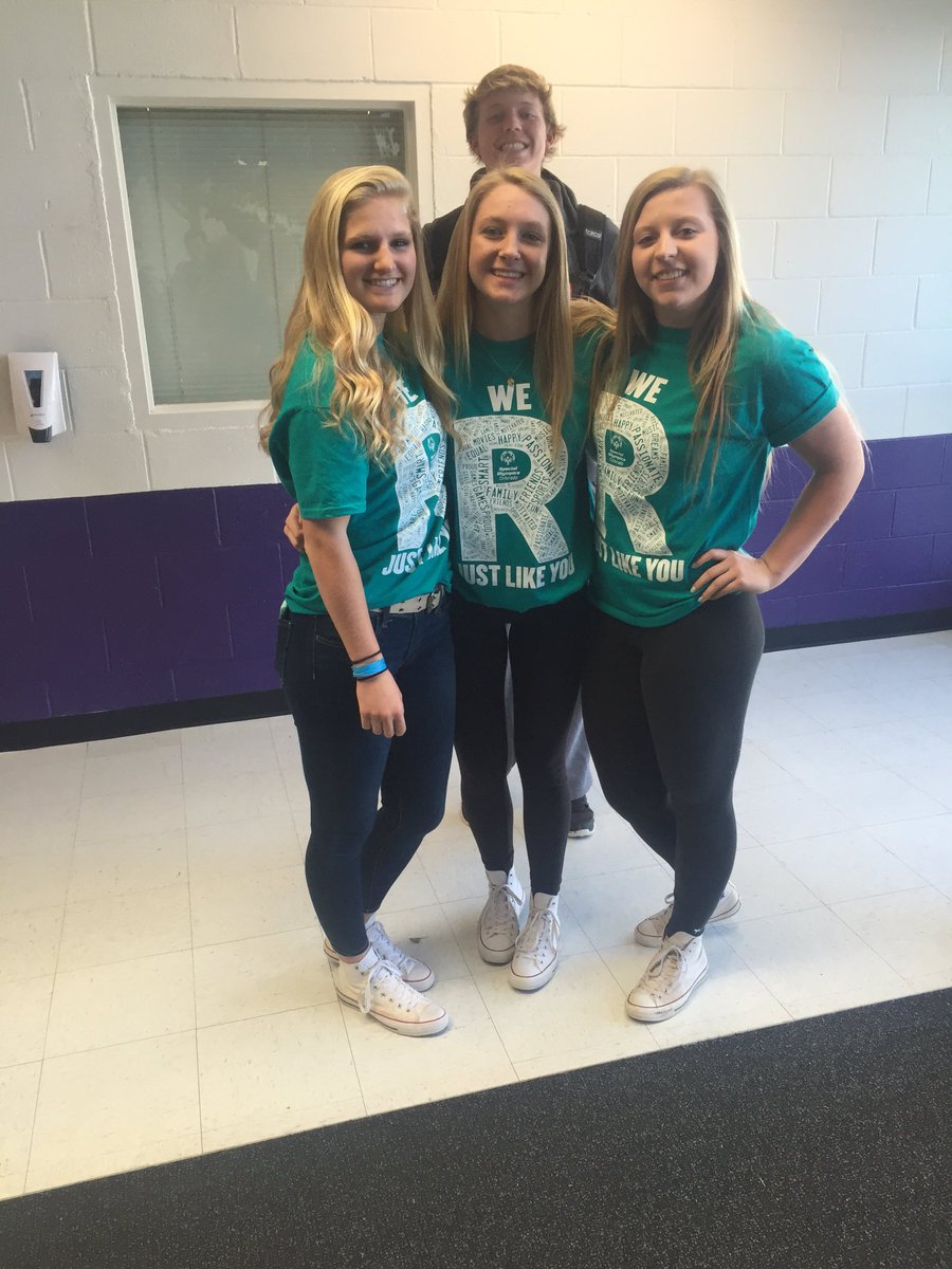abyholm_'s tweet photo. Don't forget to come to the game tonight and wear your R word shirts! @cv @6 https://t.co/j6vweFaBut