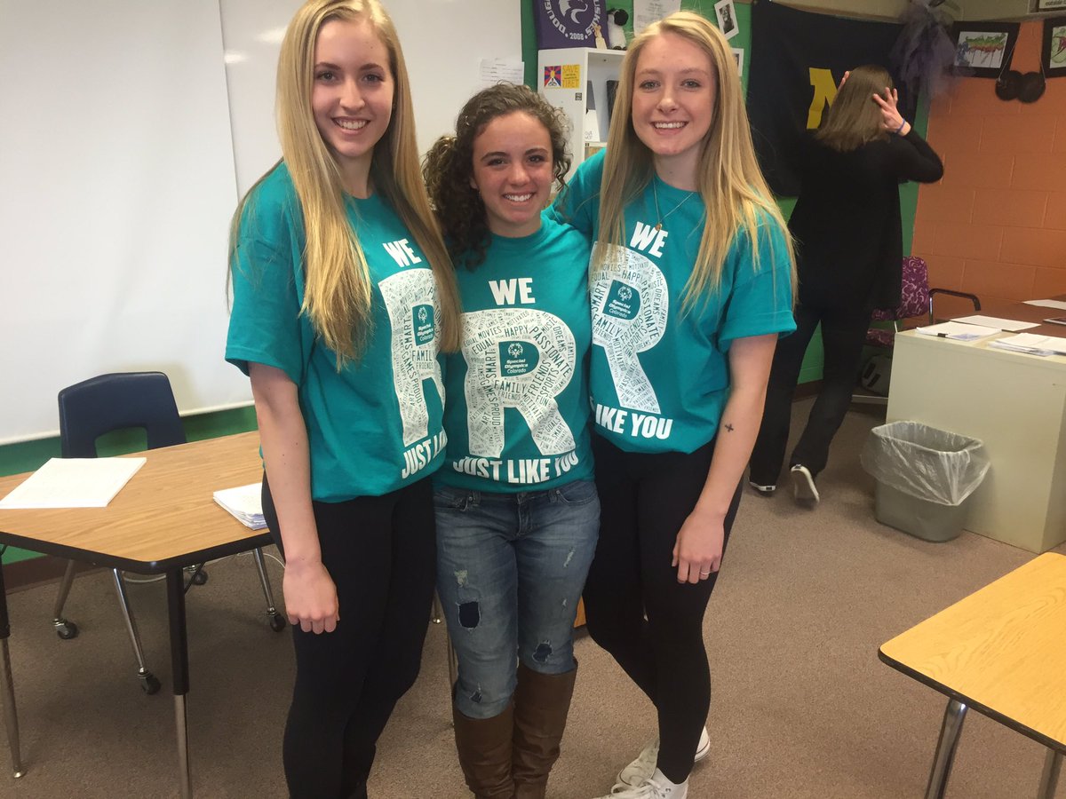 abyholm_'s tweet photo. Don't forget to come to the game tonight and wear your R word shirts! @cv @6 https://t.co/j6vweFaBut