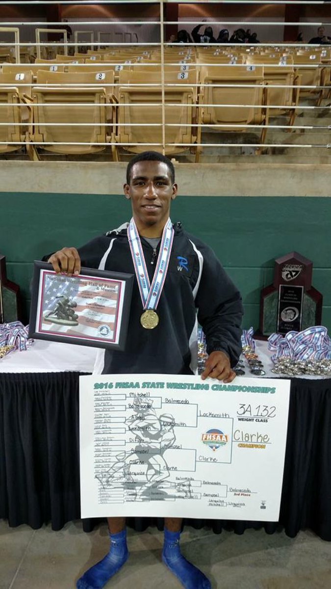 RiverviewSharks's tweet photo. Kizhan Clarke State Champ! #sharkpride https://t.co/jHy5Hj5h9U