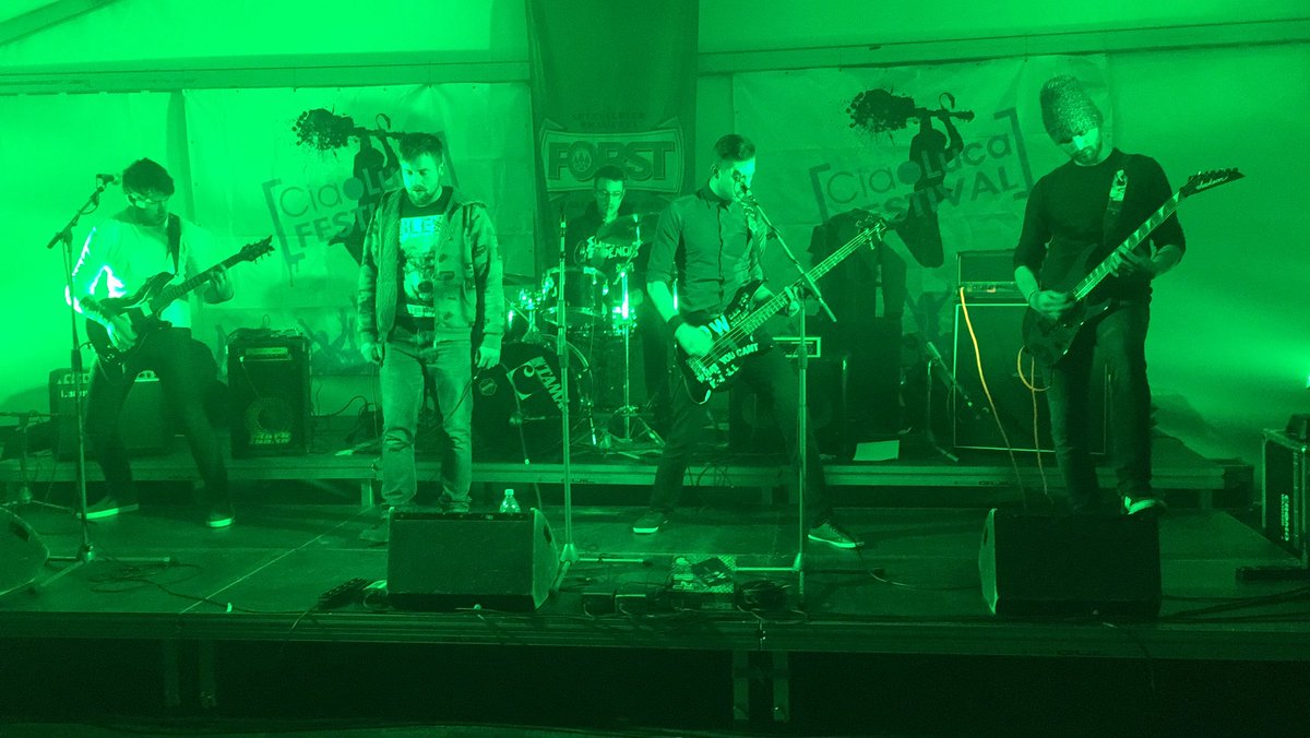 LosingSightBand's tweet photo. ☠ #live #concert #tonight #Gradisca #Isonzo #Gorizia #italia #pop 🇮🇹 Metal #metalcore ⚡️ #usa #follow #fire #thunder https://t.co/Z0HZkmlhHg