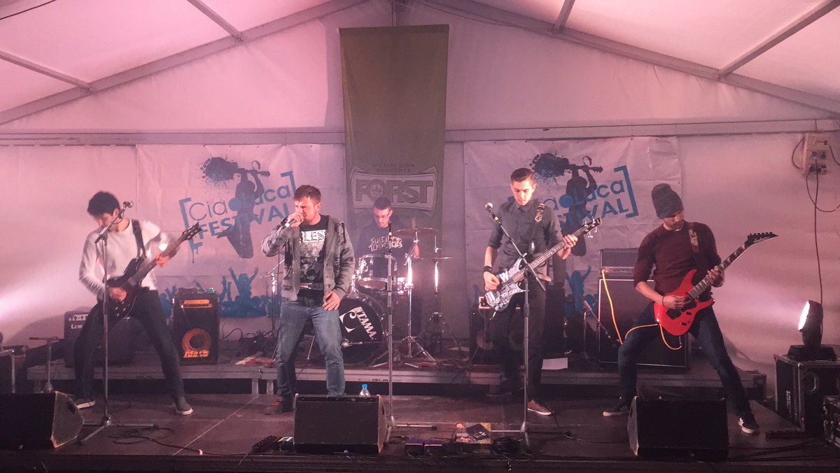 LosingSightBand's tweet photo. ☠ #live #concert #tonight #Gradisca #Isonzo #Gorizia #italia #pop 🇮🇹 Metal #metalcore ⚡️ #usa #follow #fire #thunder https://t.co/Z0HZkmlhHg
