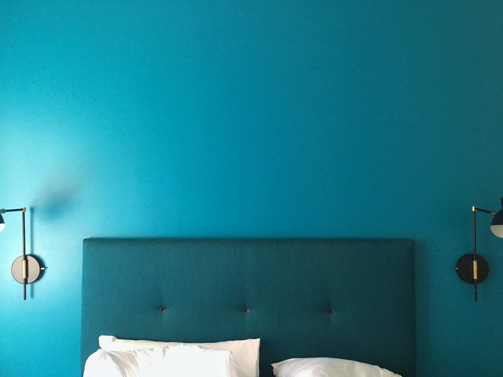MargieStrange's tweet photo. .@TheWilliamNYC, thanks for a wonderful stay! Really loved the color &amp; design in the rooms. #nyc https://t.co/RIC9cxs73p