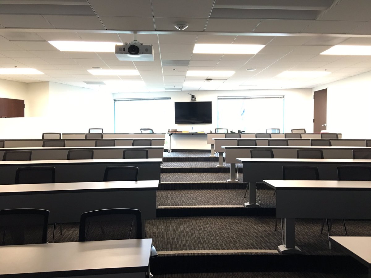 UCLADFParamedic's tweet photo. Pictures from the new paramedic school. #uclacpc #uclaparamedic https://t.co/e6oYAS773G