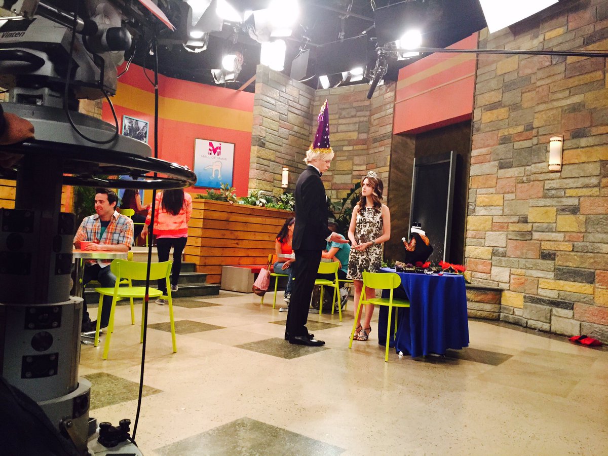 Raini_Rodriguez's tweet photo. He knows a lot of smart words. #VoteRossLynch #KCA https://t.co/CdS1DI852J