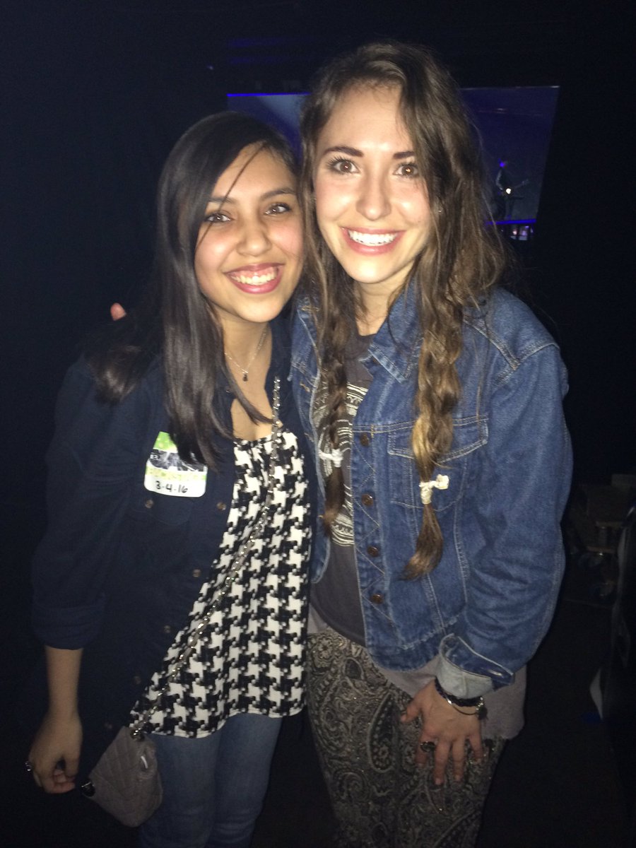LauraDAOfficial's tweet photo. So glad to have met @Lauren_Daigle @4kingandcountry and @matthew_west at #WinterJam2k16 https://t.co/w6KOtKcmU2
