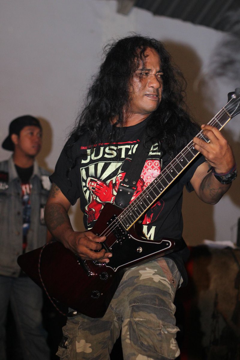 Predator tweet media