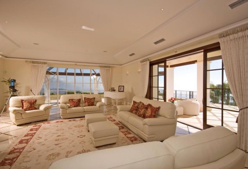 EstatesAlpha's tweet photo. A Colorful place to live @EstatesAlpha #views #beautiful #marbellaproperties #sun #space #forsale #spain https://t.co/bRdEtg019Q